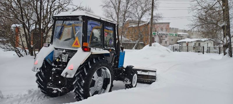 Снег не пройдет! Техника на улицах округа